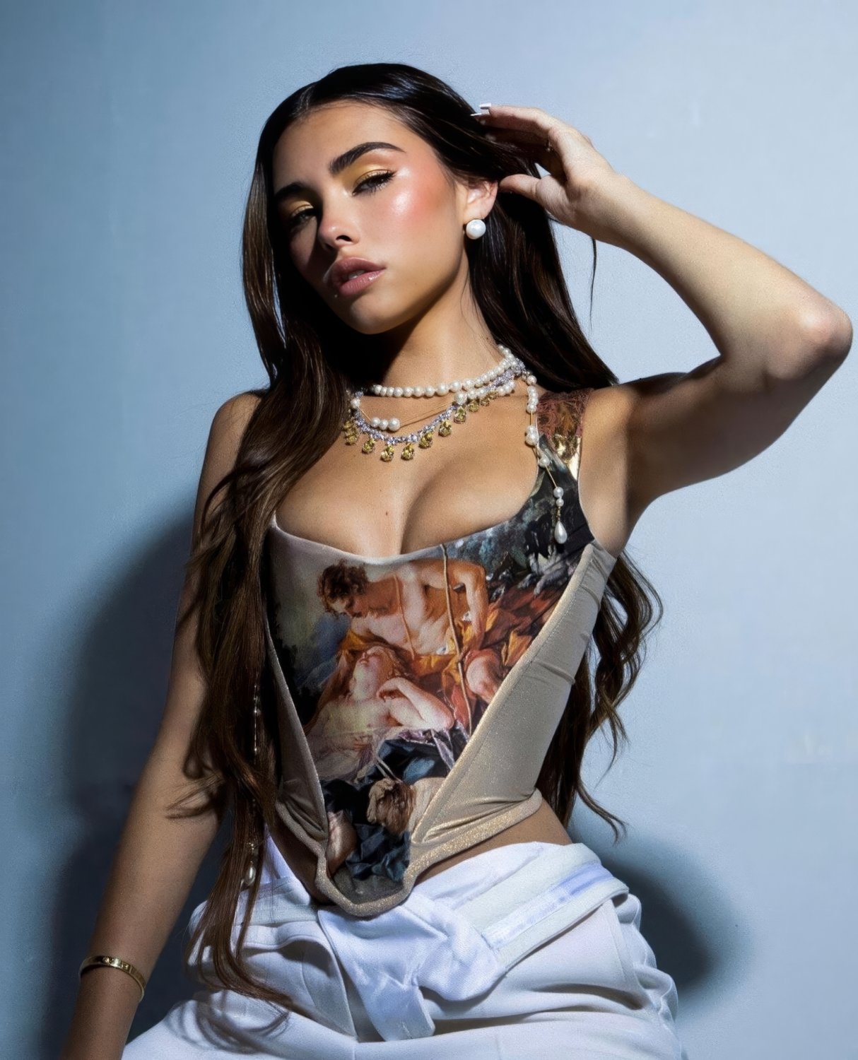 Madison Beer #pXdO3GyT
