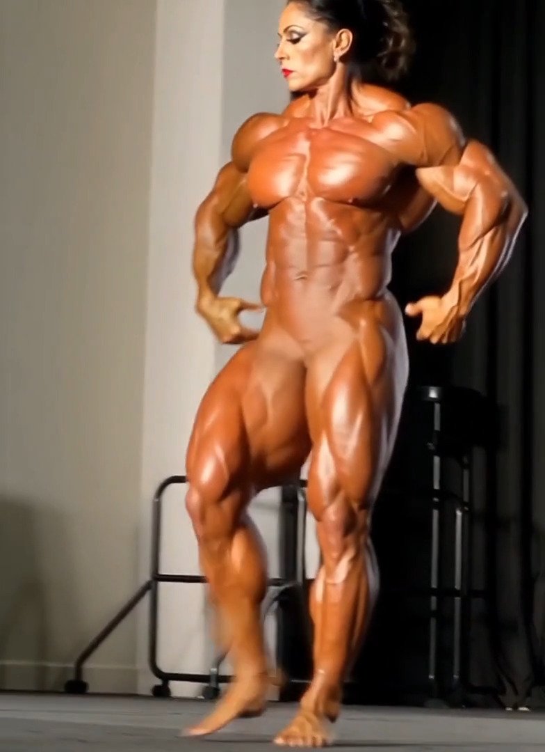 Bodybuilding strip show, she enjoys feeling her swollen roided muscles in the nude #4Lg4YR0J