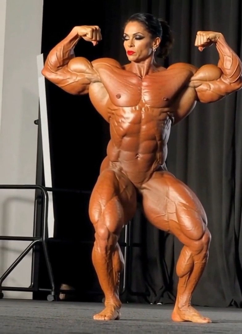 Bodybuilding strip show, she enjoys feeling her swollen roided muscles in the nude #WW2Pc0iO